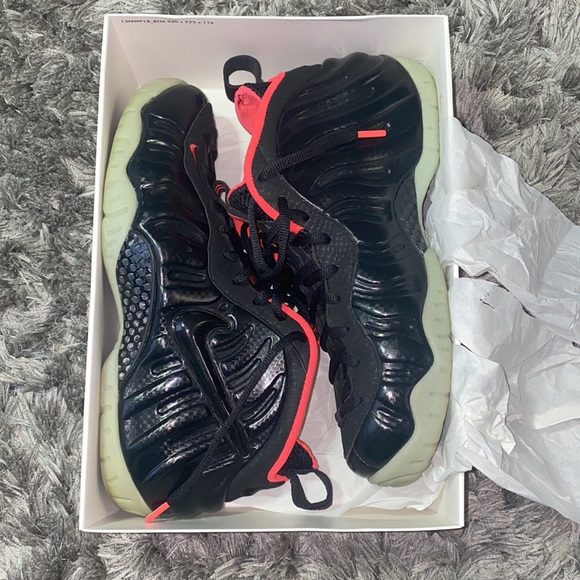 Nike “Yeezy” Foamposite Pro - Picture 5 of 6